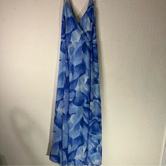 LULU’S The Way to Perfection Blue Abstract Print Surplice Maxi Dress - Picture 3 of 15